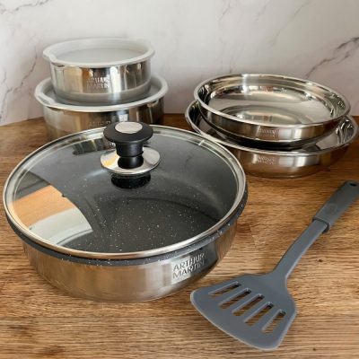 Batterie de Cuisine 10 Pièces Arthur Martin Poêles et Casseroles en Inox avec Accessoires, Tous Feux Dont Induction